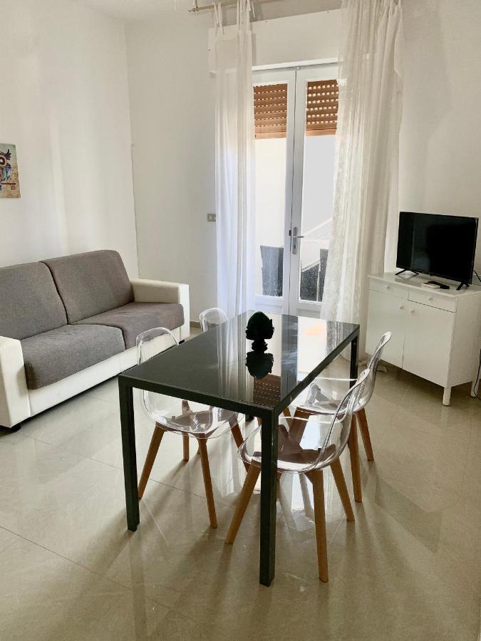 Il Canaletto Apartments 포르토 세자레오 외부 사진